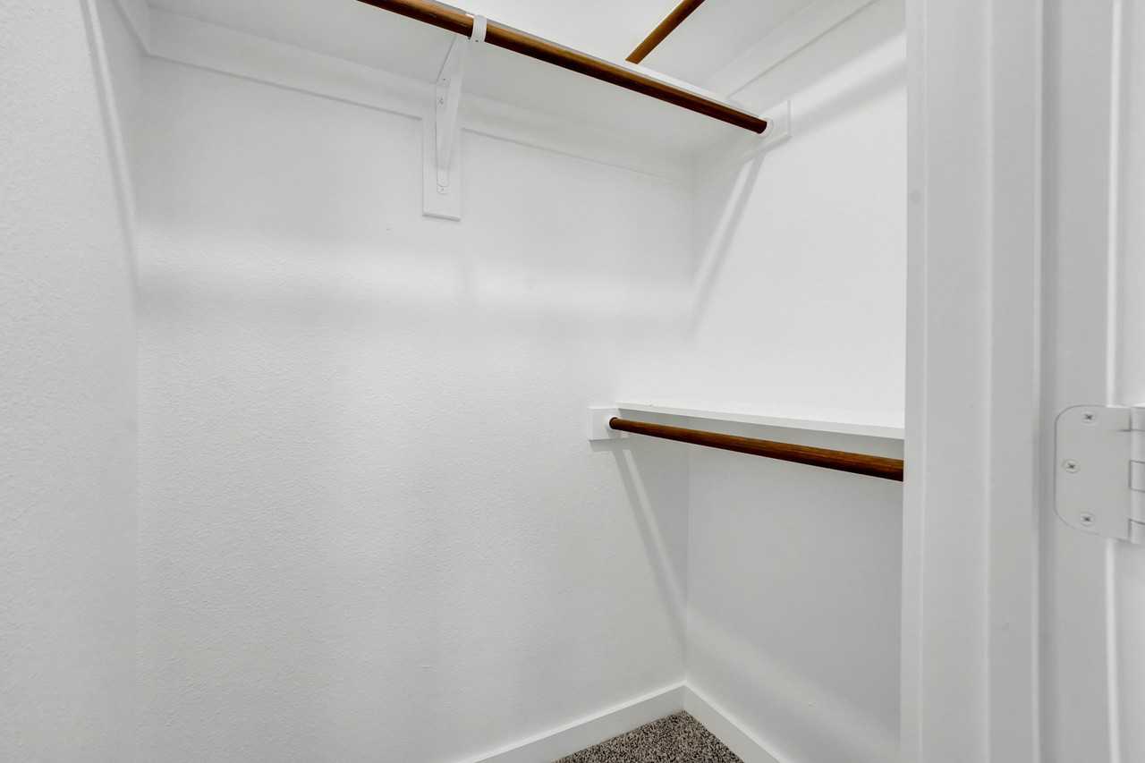 2113 Paxton Way - Photo 3 of 10