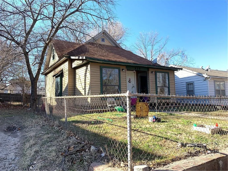 928 N Park Ave - Photo 2 of 6