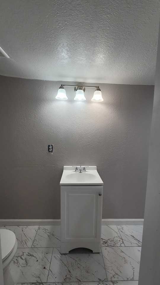 7115 N Tampania Ave - Photo 5 of 5