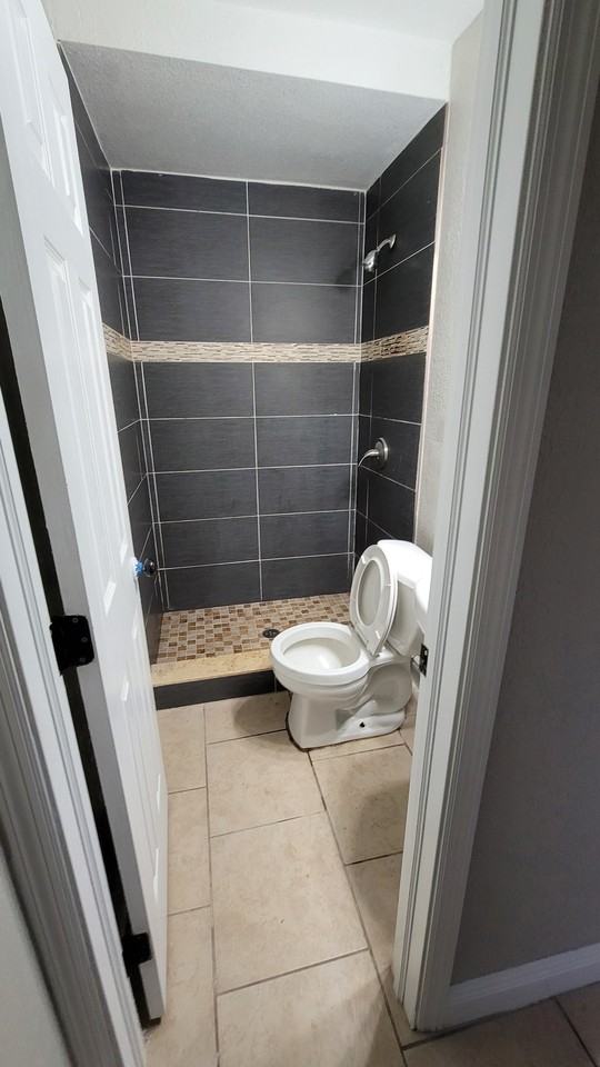 7213 N Hubert Ave - Photo 5 of 7