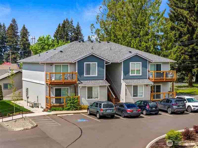 20107 Blair Ln Sw #C - Photo 3 of 8