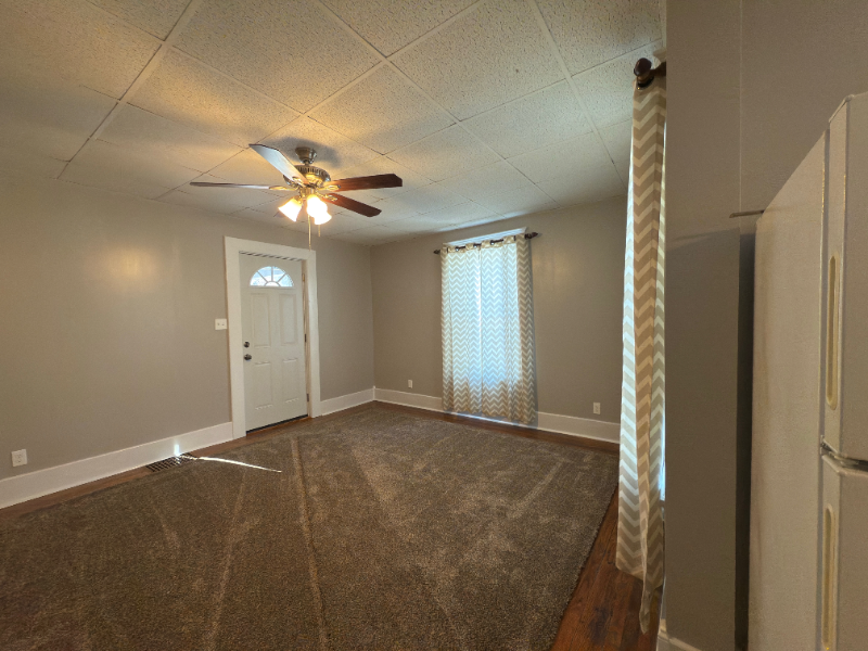 339 W North A #A - Photo 6 of 6