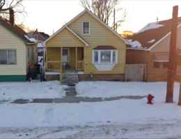 featured image of 16 E Charlotte St