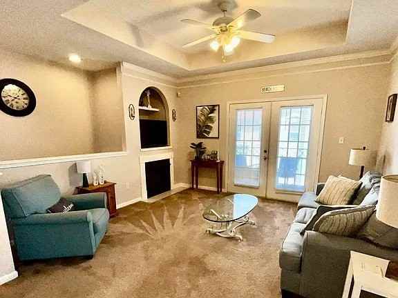 2252 Beach Dr #21 - Photo 4 of 18