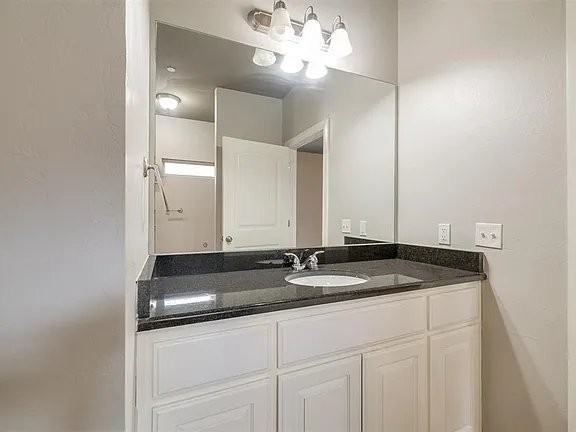 1026 Sw 91st St #31 - Photo 4 of 14