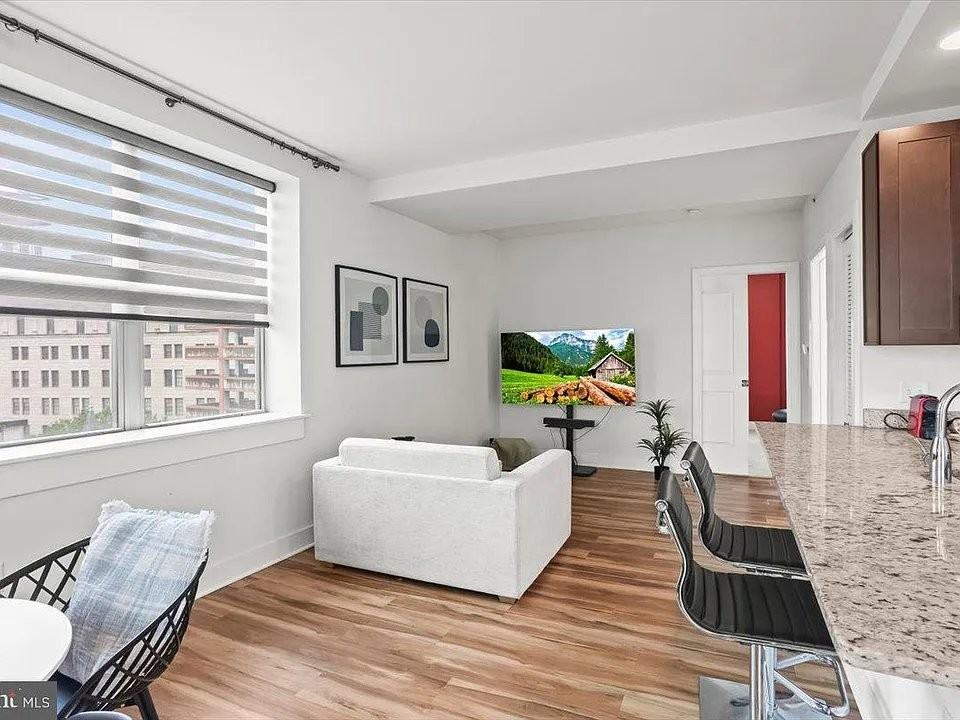 231 State St #20