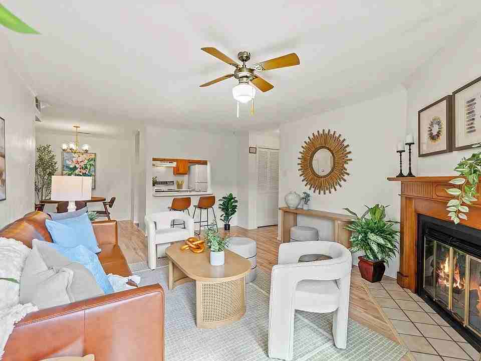 505 Oppenheimer Dr #30 - Photo 6 of 8