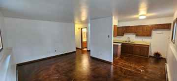featured image of 729 Halbert St #2