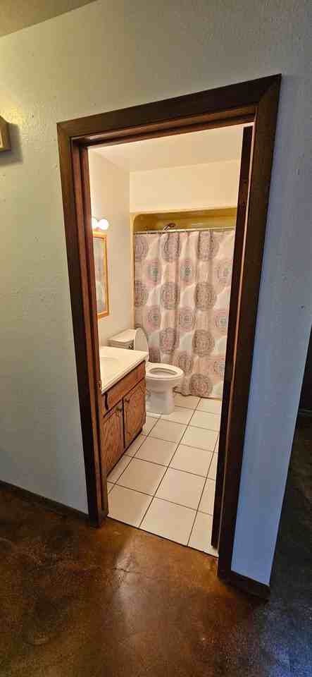 729 Halbert St #2 - Photo 5 of 7