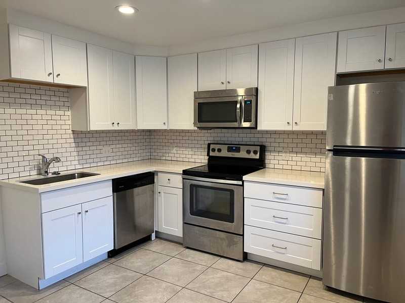 382 E Mansfield Ave #1 - Photo 4 of 6