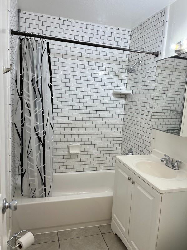 382 E Mansfield Ave #1 - Photo 5 of 6