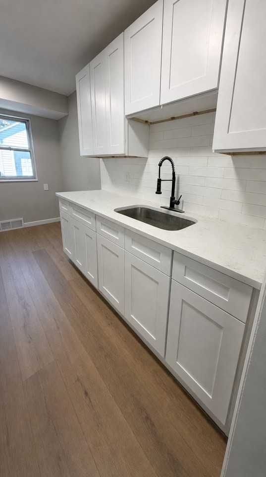 23901 Colbourne Rd - Photo 2 of 8