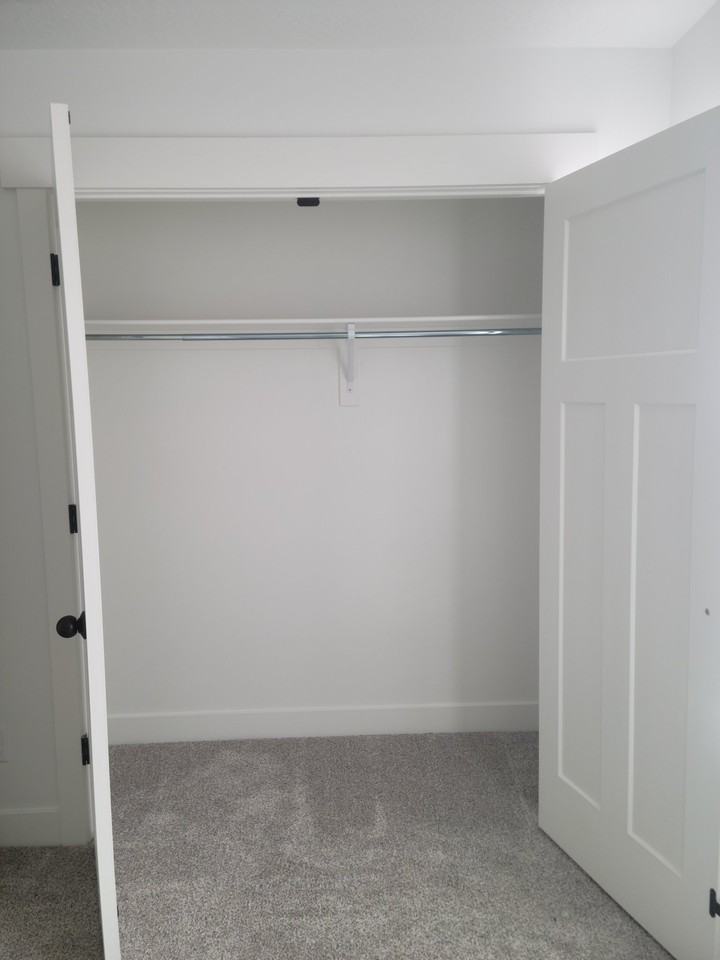 4775 S Olive Ave - Photo 3 of 6