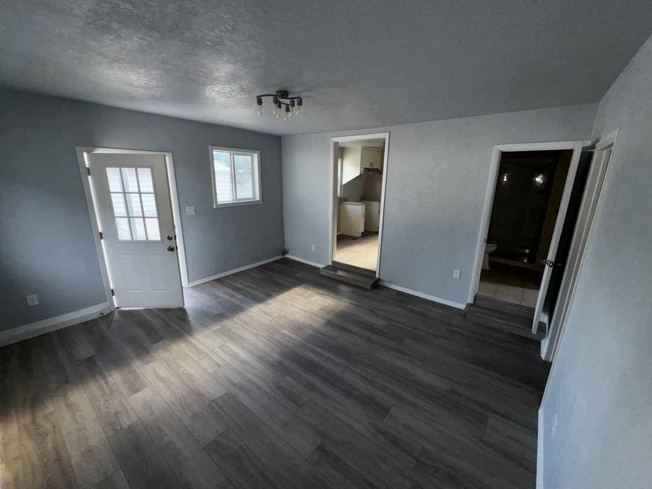 3250 Jefferson Ave - Photo 5 of 18