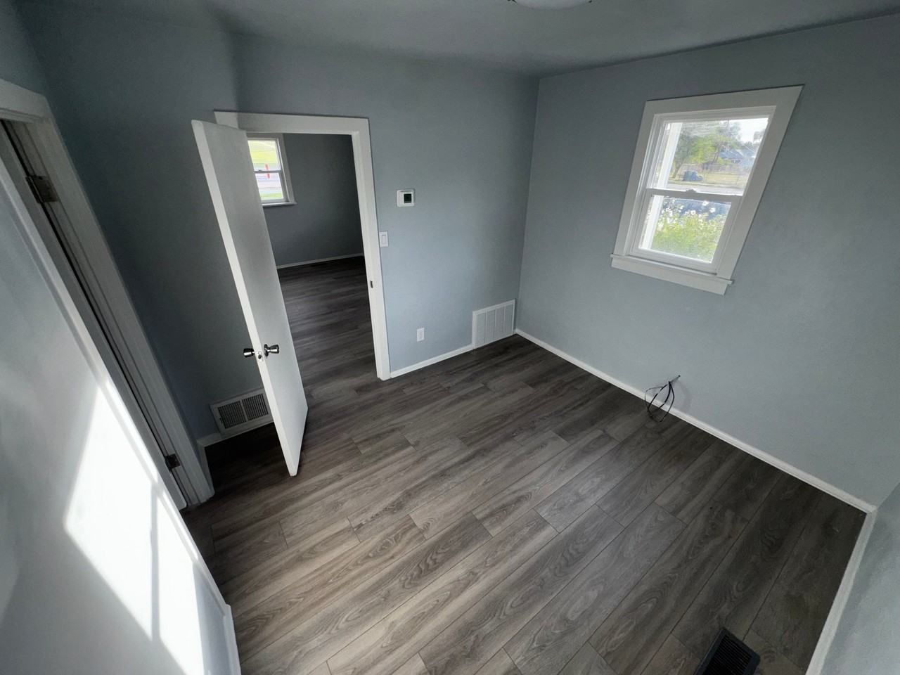 3250 Jefferson Ave - Photo 7 of 18