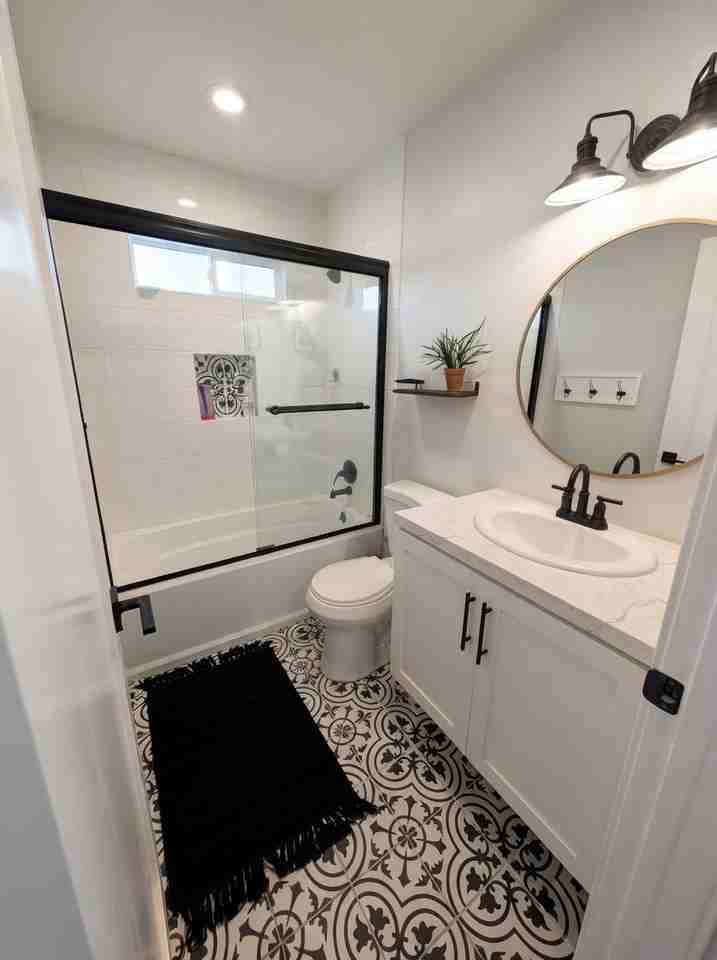 4962 Stephanie Pl - Photo 4 of 7