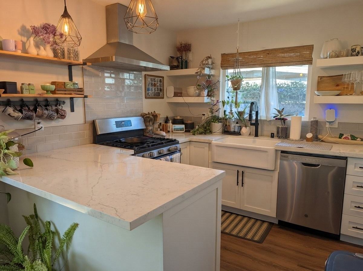4962 Stephanie Pl - Photo 5 of 7