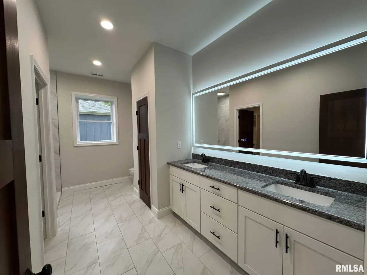 55 Durbin Ter - Photo 7 of 9