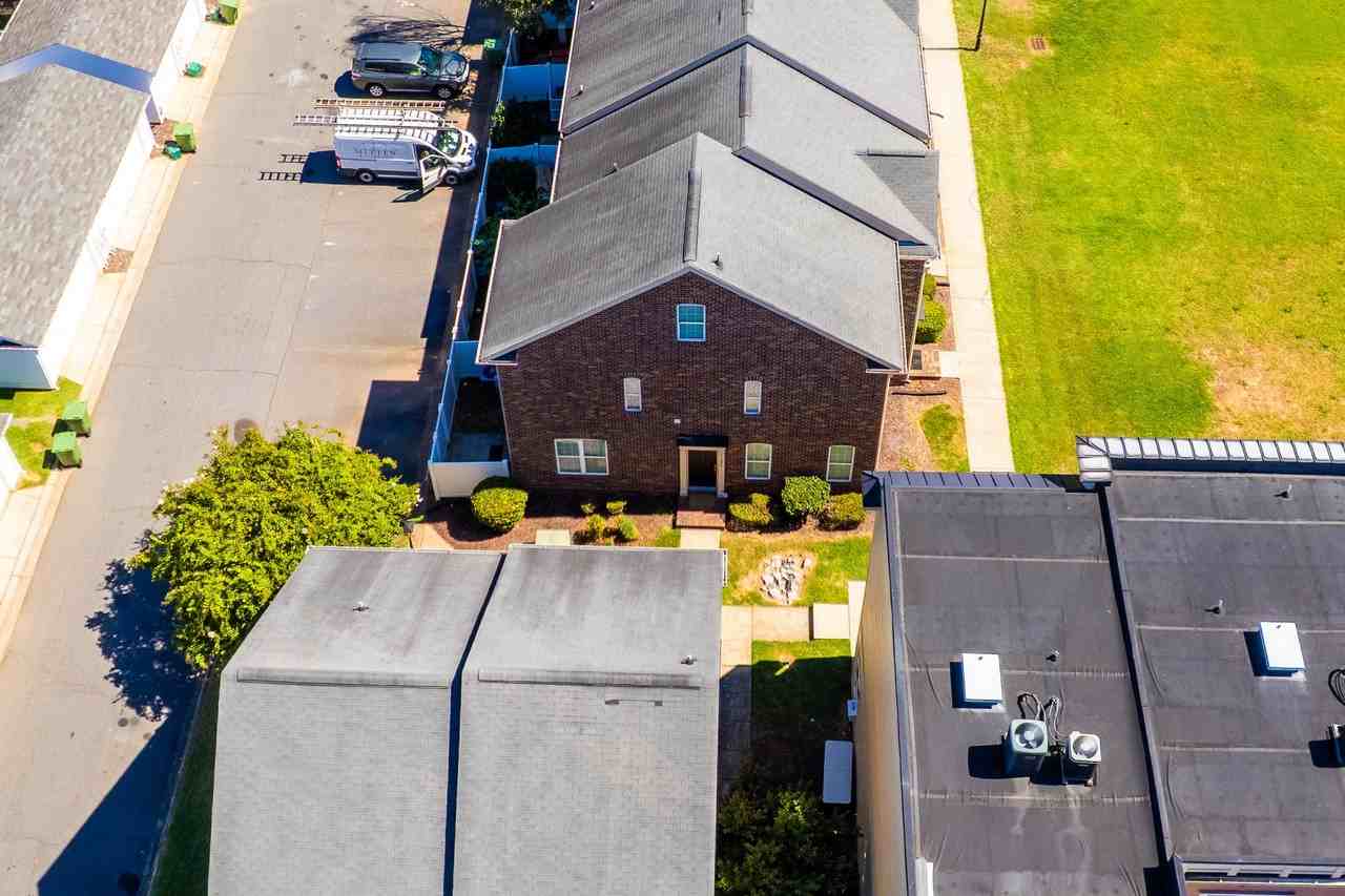 11020 Cedar Walk Ln - Photo 5 of 22
