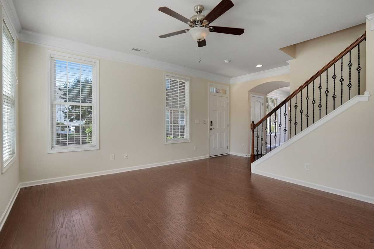 11020 Cedar Walk Ln - Photo 6 of 22