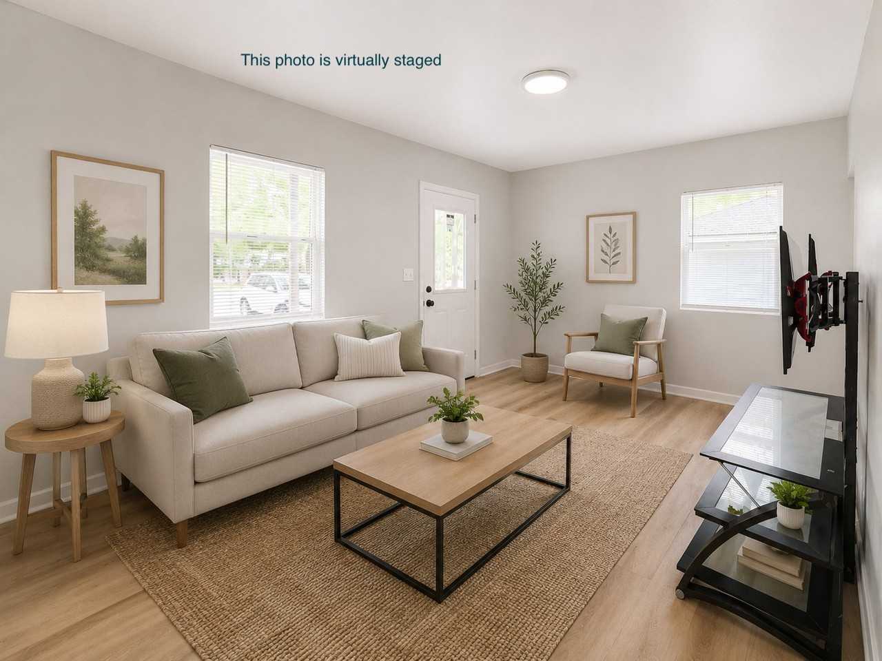 3328 Commonwealth Ave - Photo 4 of 19