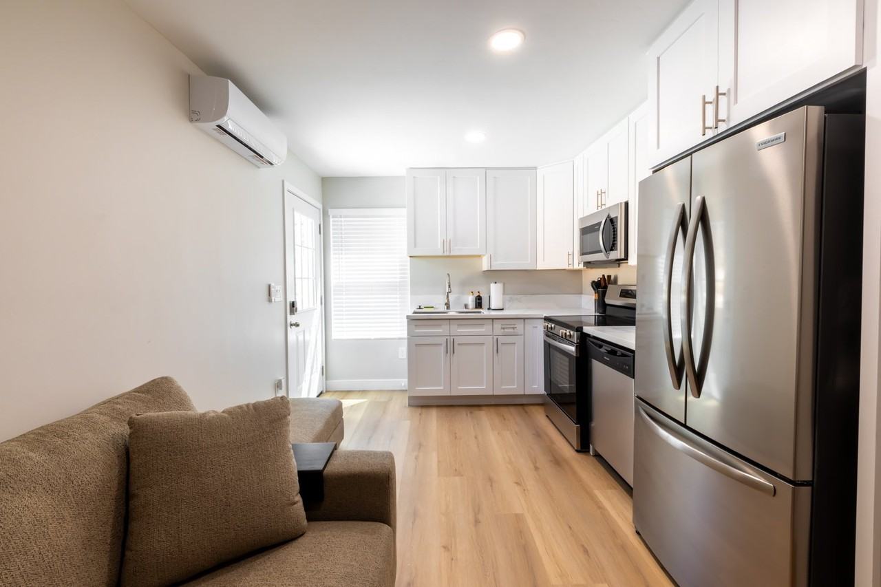 9314 Galston Dr - Photo 3 of 15