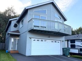 featured image of 8140 Queen Victoria Dr