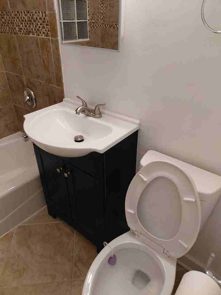 3877 Strathmore Dr - Photo 3 of 10