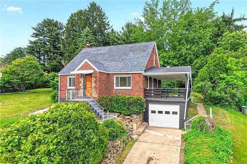 2086 River Hill Rd - Photo 2 of 13