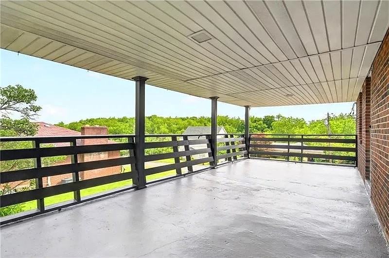 2086 River Hill Rd - Photo 4 of 13