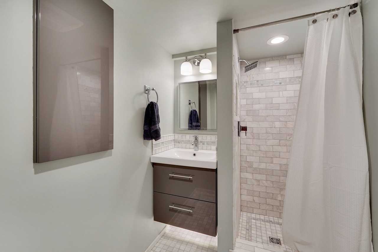 3982 Brunswick Ave S - Photo 7 of 20
