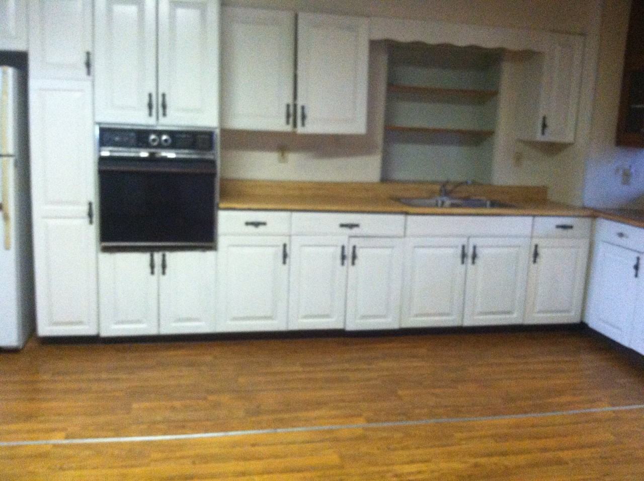 4192 Division Hwy #5 - Photo 2 of 11