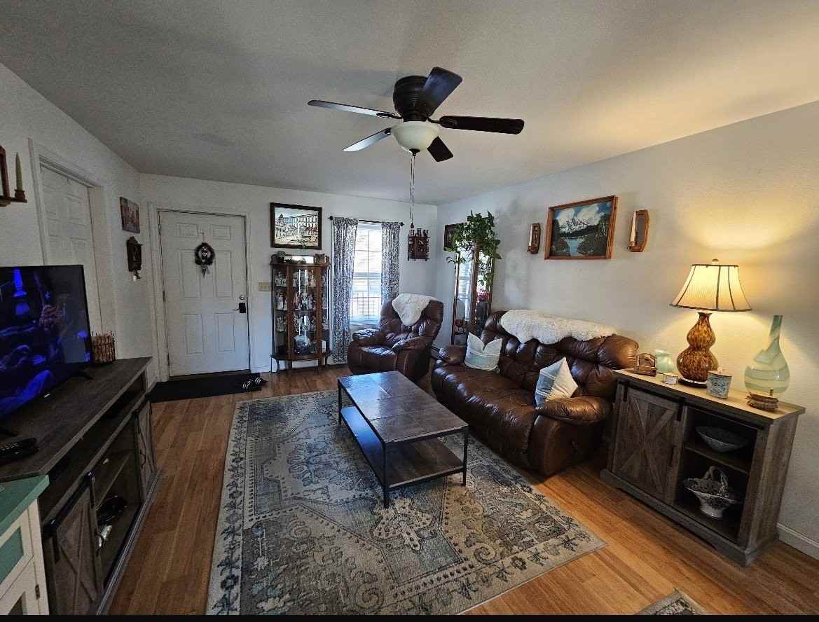 52 Village Dr #7A - Photo 2 of 17