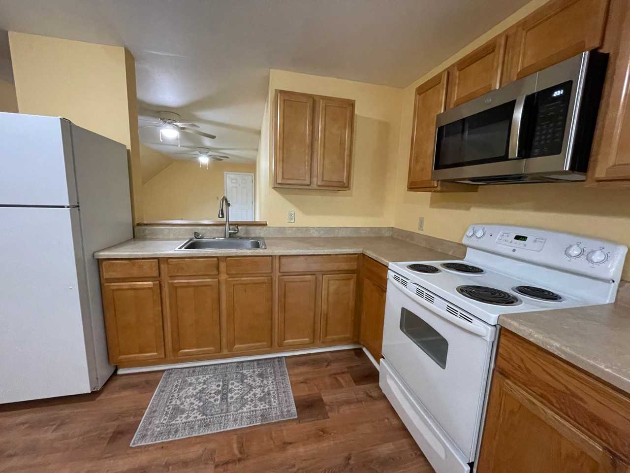 52 Village Dr #7A - Photo 5 of 17