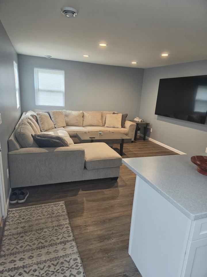 S64W18474 Topaz Dr - Photo 5 of 13