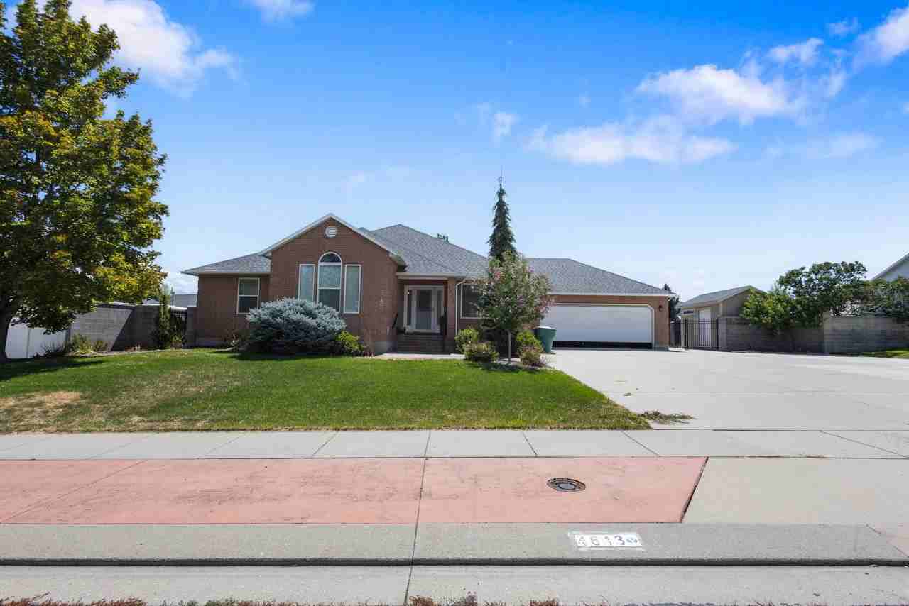 4613 W Copper Valley Ln #1 - Photo 2 of 19