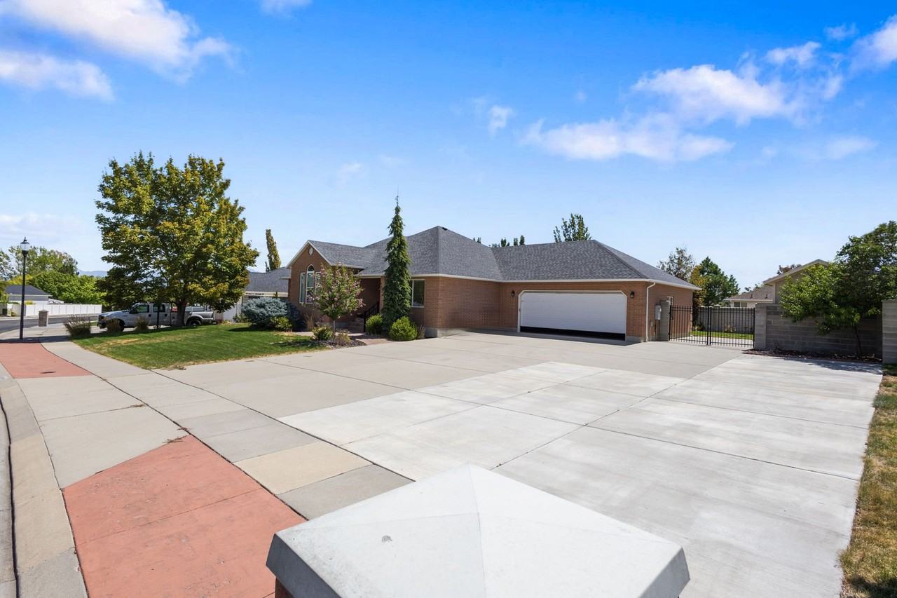 4613 W Copper Valley Ln #1 - Photo 3 of 19
