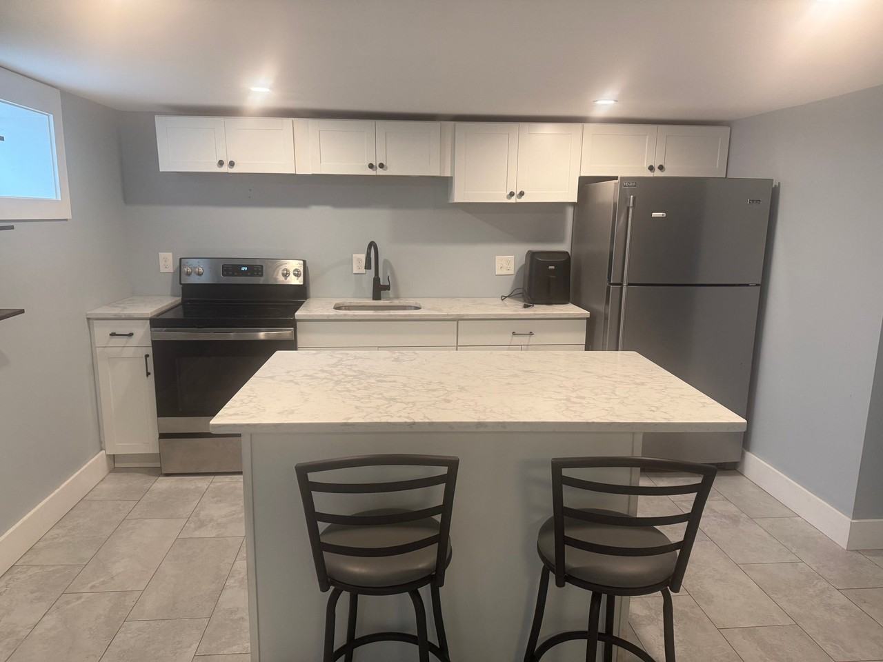 67 Ocean Blvd - Photo 2 of 12