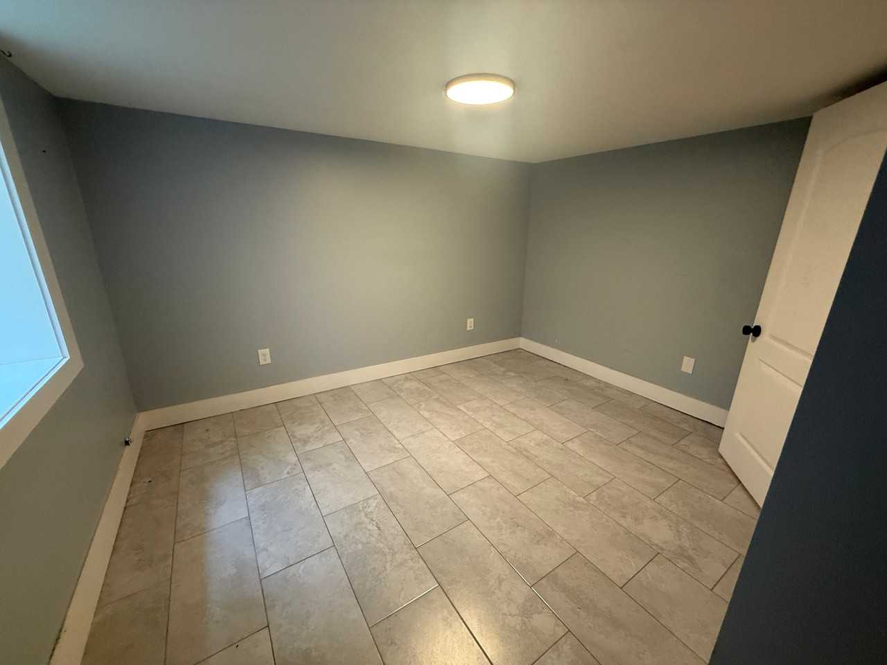 67 Ocean Blvd - Photo 4 of 12