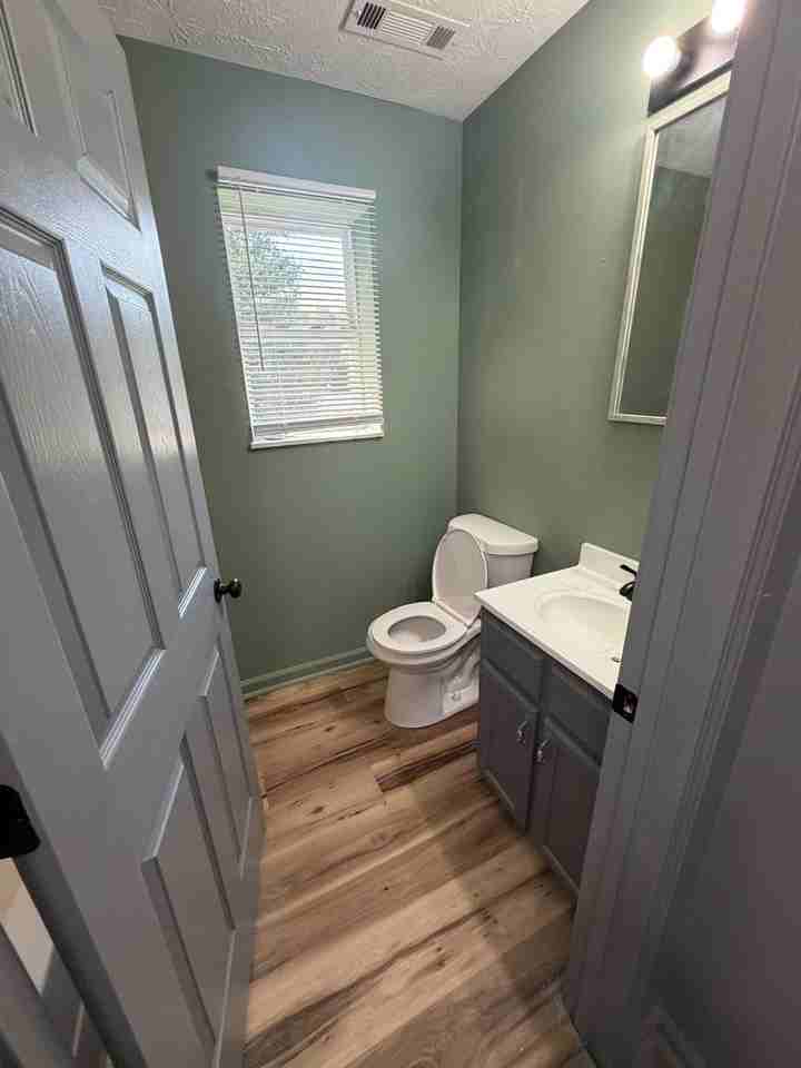 150 W Robbins Rd - Photo 6 of 6
