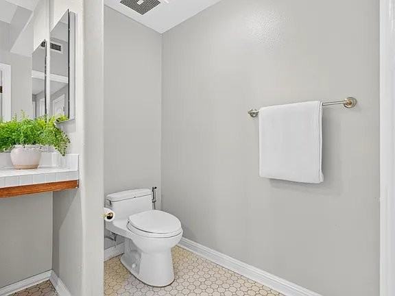 144 S 3rd St #332 - Photo 4 of 18