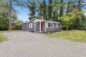 featured image of 2639 Crystal Springs Dr