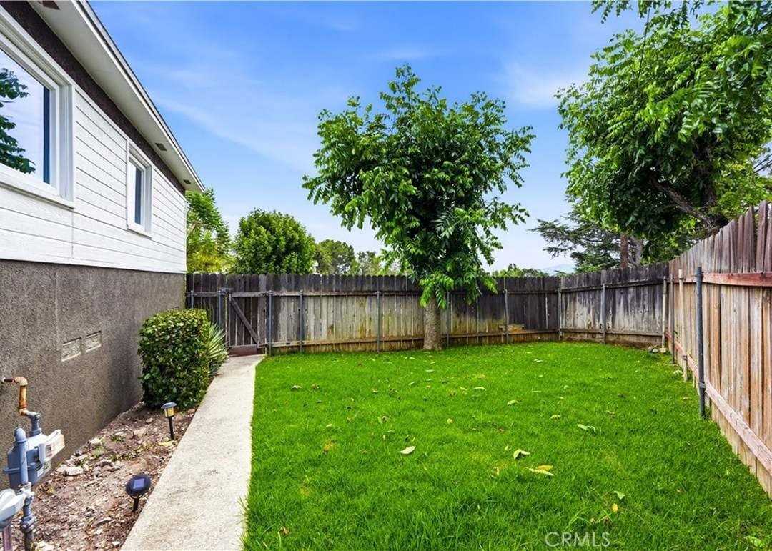 4611 Willalee Ave - Photo 2 of 14