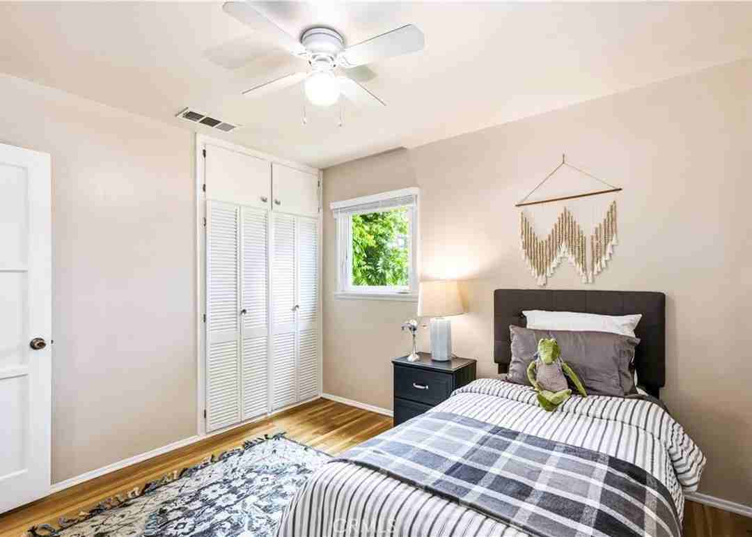 4611 Willalee Ave - Photo 6 of 14