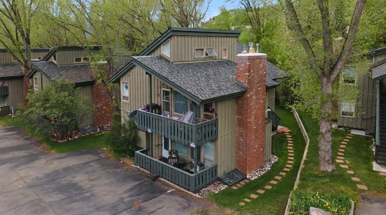 927 Red Sandstone Rd #14A - Photo 2 of 14