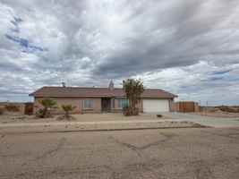 featured image of 2306 Suburban Ave