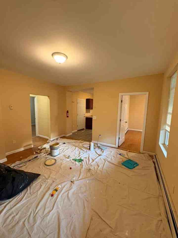 51 N Clinton St #1 - Photo 4 of 14