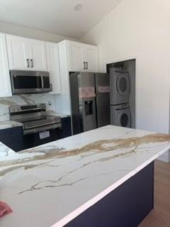 4537 Benhurst Ave - Photo 7 of 13