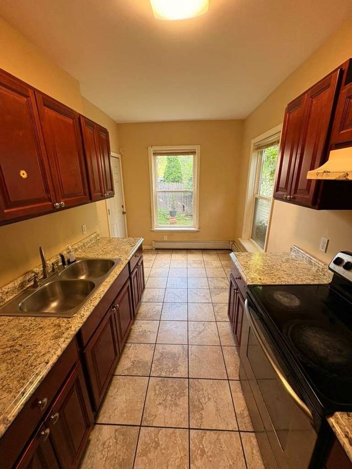 49 Thompson St #1E - Photo 5 of 15