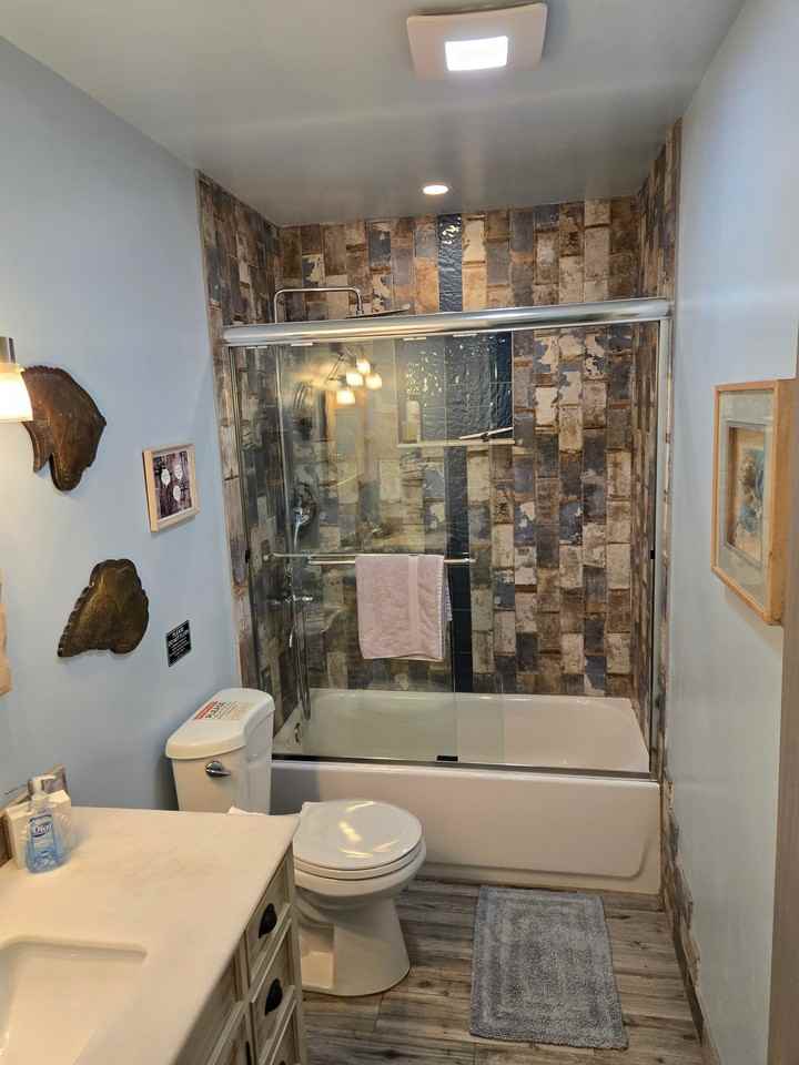 19 Se 7th St #2 - Photo 2 of 20